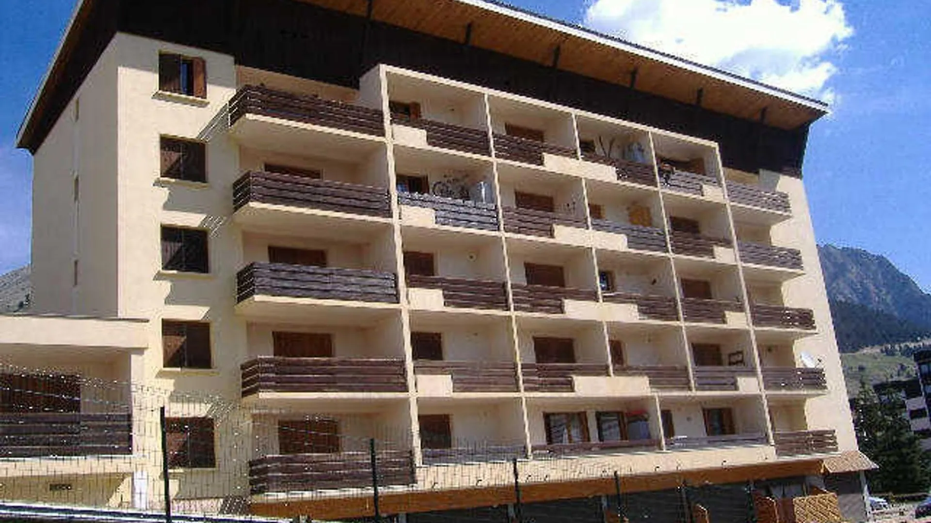 Appartement 6 Pers. A Montgenevre - Proche Pistes, Commerces, Parking Prive, Animaux Acceptes - Fr-1-445-58 Apartment