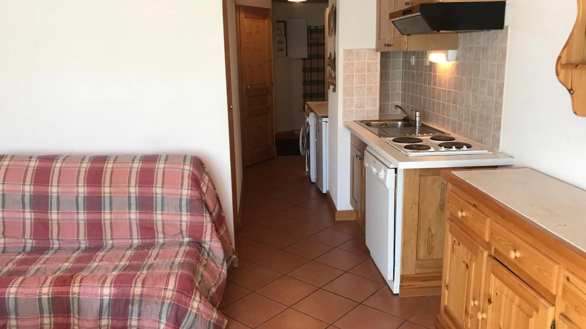 Appartement 6 Pers. A Montgenevre - Proche Pistes, Commerces, Parking Prive, Animaux Acceptes - Fr-1-445-58 France