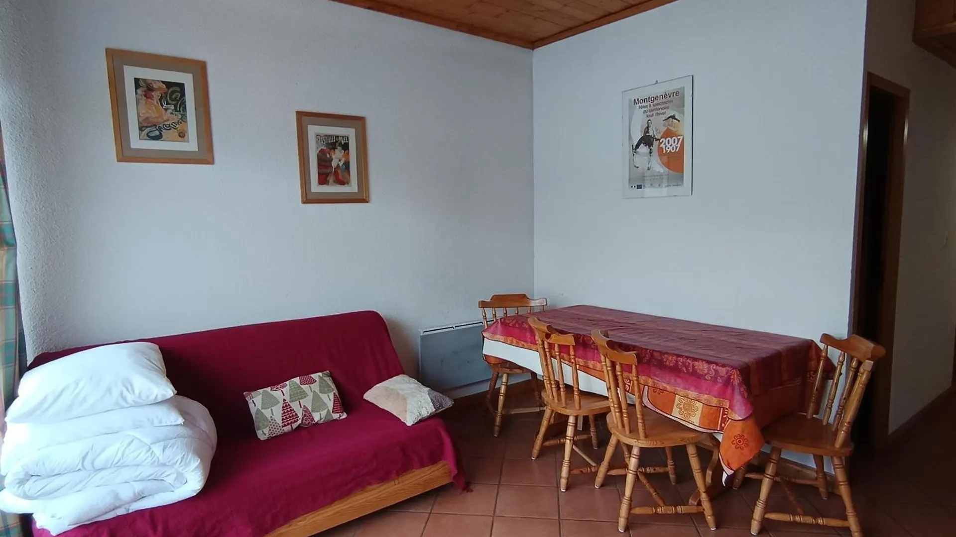 Appartement 6 Pers. A Montgenevre - Proche Pistes, Commerces, Parking Prive, Animaux Acceptes - Fr-1-445-58 0*,